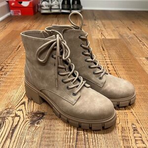 Heeled combat boots